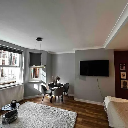 Spacious For 4 Near Regents Park N1 Apartment *
