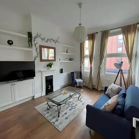 Jb Clapham, Perfect For Apartment London