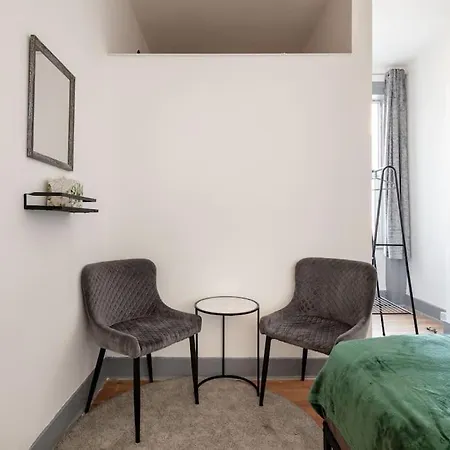 2a - Bright & Airy 2 Bed Flat - 20 Mins To Apartment London