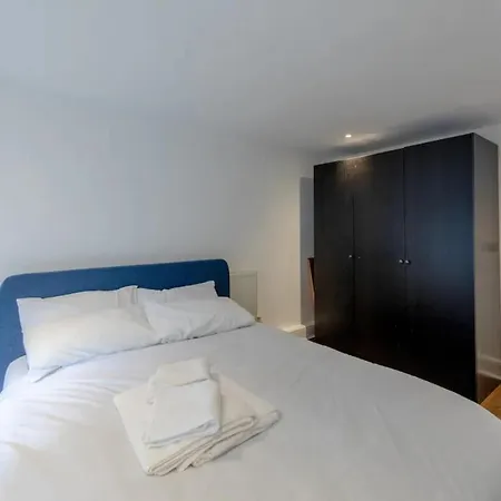 Bright & Contemporary 1bd Flat - Haggerston London