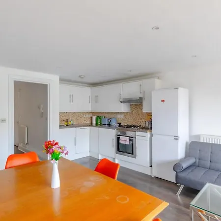 Apartment Bright & Contemporary 1bd Flat - Haggerston London