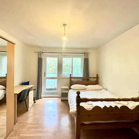 Apartment 4 Bedroom Spacious Flat King's Cross London