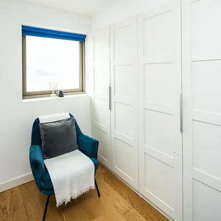 Renovated 2br, 2ba Near Hyde Park 1 Min From Tube Apartment *