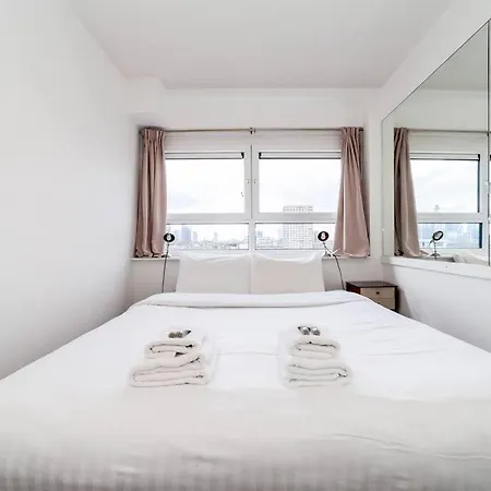 Apartment Amazing 2br Flat With View, Bethnal *