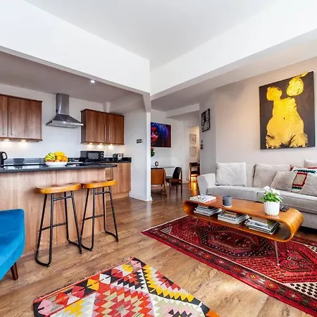Amazing 2br Flat With View, Bethnal