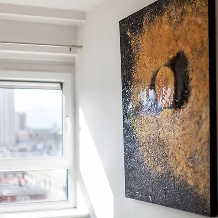 Amazing 2br Flat With View, Bethnal * London