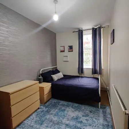 Simply Shoreditch 1 Bed Space London