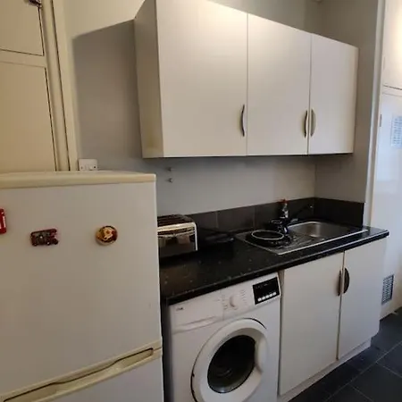Simply Shoreditch 1 Bed Space Apartment