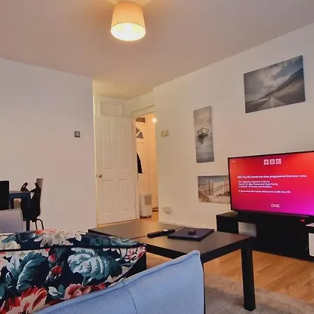 Airport Apartment London