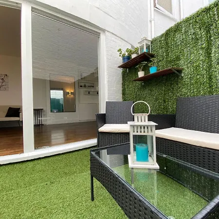 Paddington Garden Retreat: Business-friendly Flat London