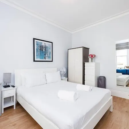 Charing Cross Road One Bedroom Apartment London