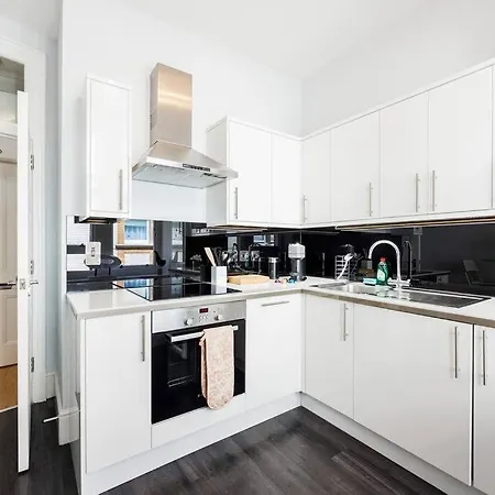 Charing Cross Road One Bedroom Apartment London
