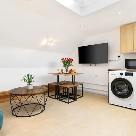 Charming Flat In The Heart Of Fulham - New Apartment
