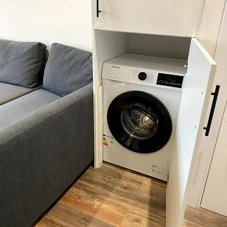 3 West Brand New Loft Apartment