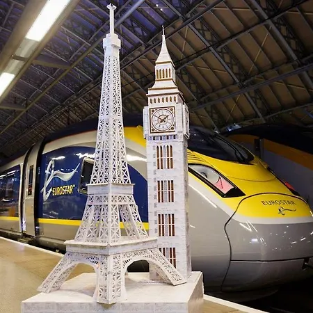 Single - Kings Cross, Female Only,,