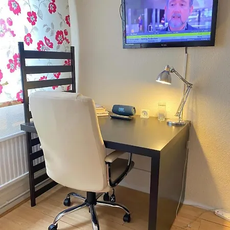 Single - Kings Cross, Female Only,,