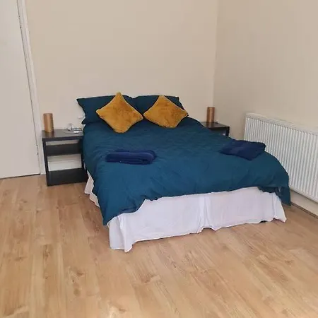 Spacious One Bedroom Apartment London