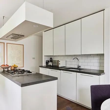 The Ravenscourt Park Escape - Bright 2bdr Flat Apartment