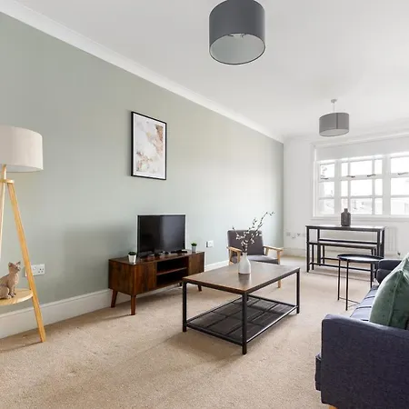 The Hackney Flat - Dnu * London