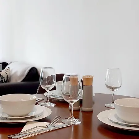 Apartment Fully Serviced Two Bed By Excel & O2