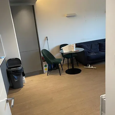 Lovely Bright, Modern 1-bed * London