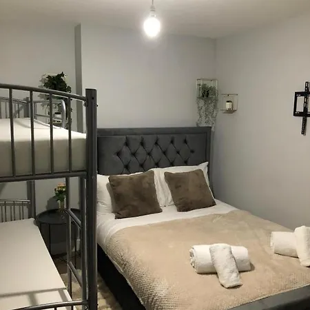 Guest house Suites - Cr4 London *