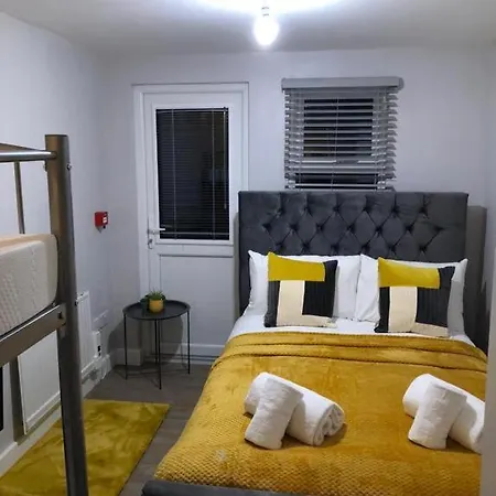 Guest house Suites - Cr4 London