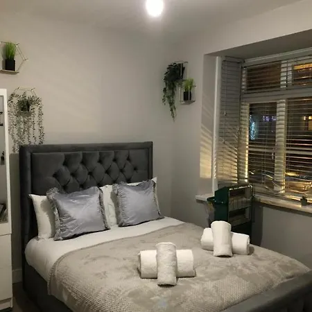 Guest house Suites - Cr4 London *