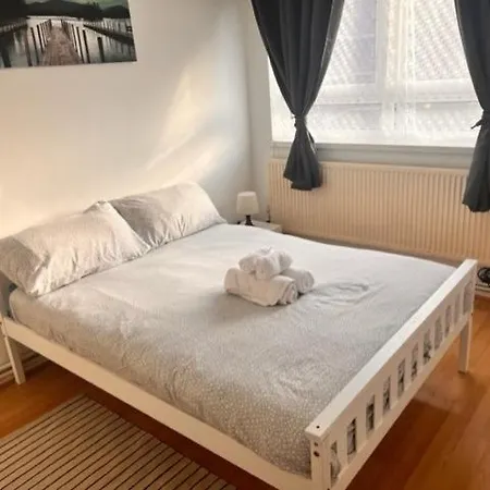 Quarto em Acomodações Particulares Beautiful Close To Brick Lane