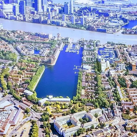 Homestay Stunning Massive Bedroom +direct Thames River View London
