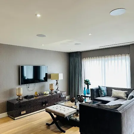 Luxury 3 Bedroom London Nw9 Apartment Edgware
