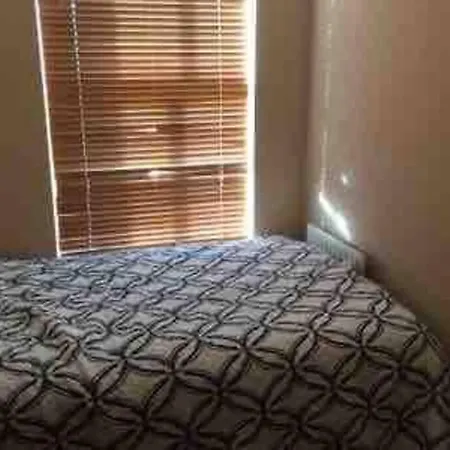 Sw19 2 Bed 2 Bath Private Flat Apartment