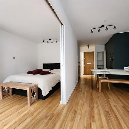 Herstusio W11 Apartment London