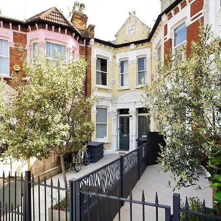 Holiday home 3 Bed House In Fulham *