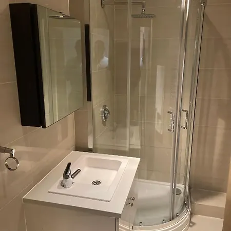 Mac-stephneil Homes Apartment