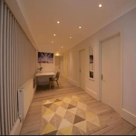 Lancaster Gate Hyde Park By Urban Retreats Apartment