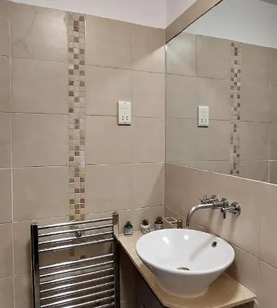 One Bedroom Flat In Finchley Road