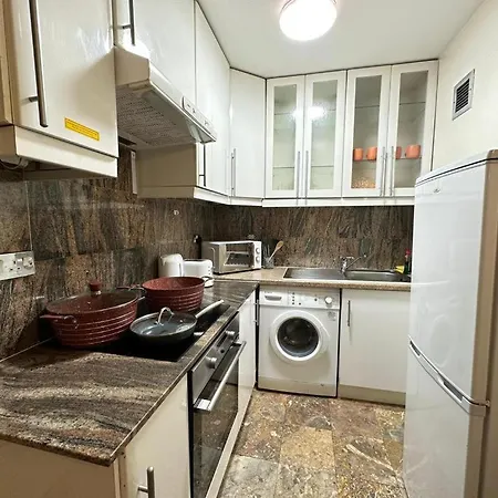 Lovely Studio Flat Cromwell Road Lejlighed