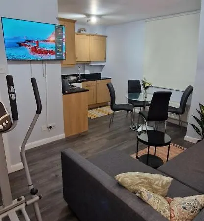 One Bedroom Flat In Finchley Road *