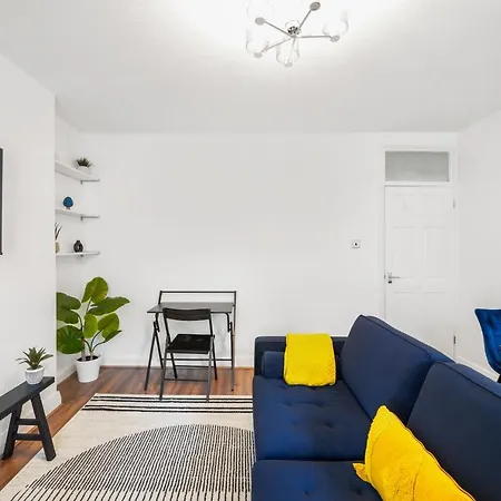 Cosy In Catford Two Bed Near Station Apartment *