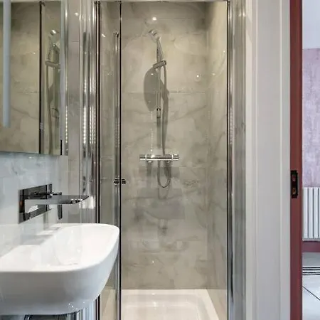 1lsr - High-end Luxury 2 Bed Designer Apartment