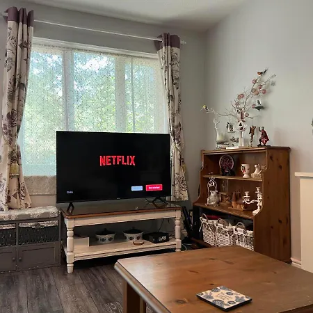 Snug & Cosy In Thamesmead Overlooking A Park * Thamesmead (Greater London)