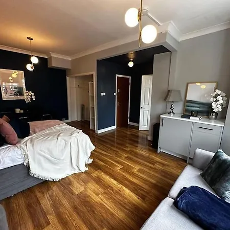 Apartment Stylish Near Regent's Park N7