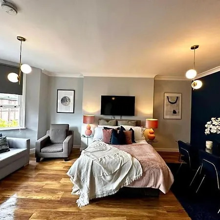 Apartment Stylish Near Regent's Park N7