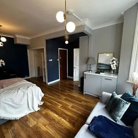Stylish Near Regent's Park N7 London