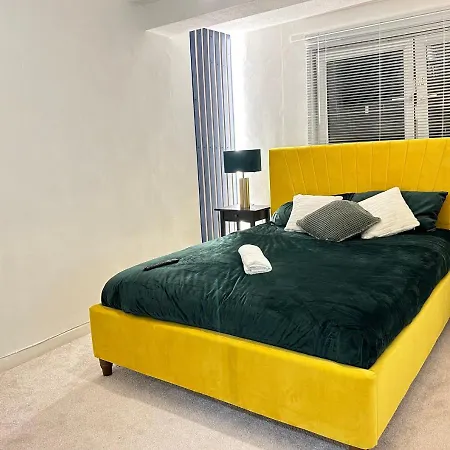 Bella-ruiz For Your Perfect Staycation