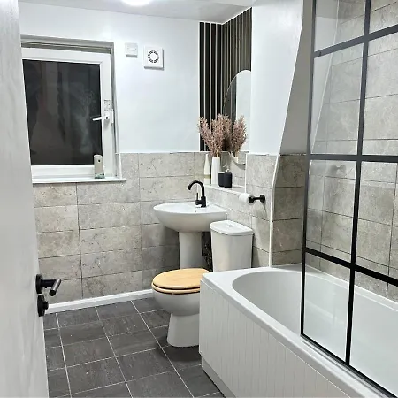 Bella-ruiz For Your Perfect Staycation * Londres