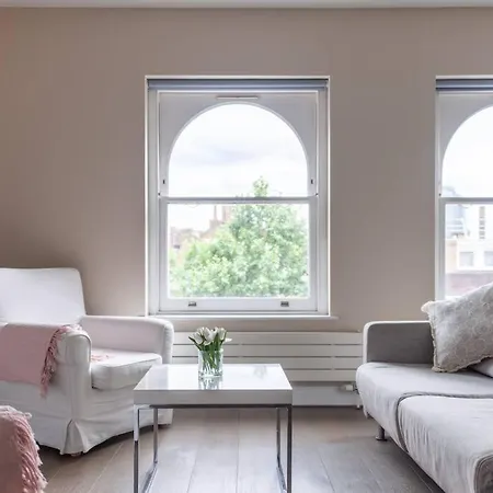 Spacious Modern One Bedroom Flat In Chelsea * London