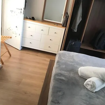 Beautiful Flat In Apartamento *