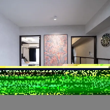 East 2 Bedroom Apartment *